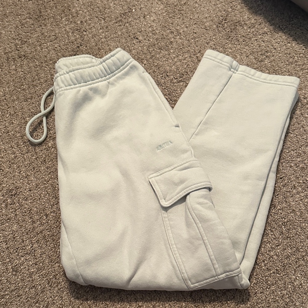 Aritzia Soft Gray Joggers